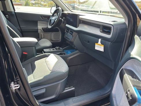 New 2025 Ford Maverick XLT w/ XLT Luxury Package image 19