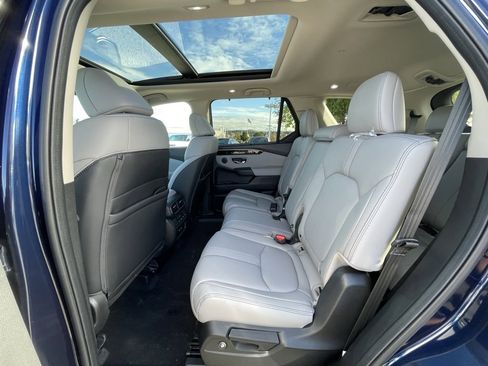 New 2025 Honda Pilot Touring image 25
