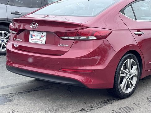 Used 2017 Hyundai Elantra Limited w/ Limited Tech Package 04 image 40