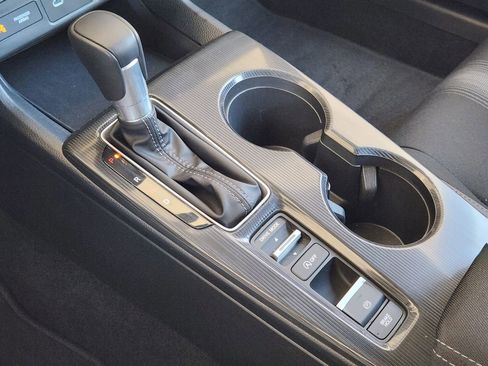 Certified 2025 Honda Civic Sport image 19