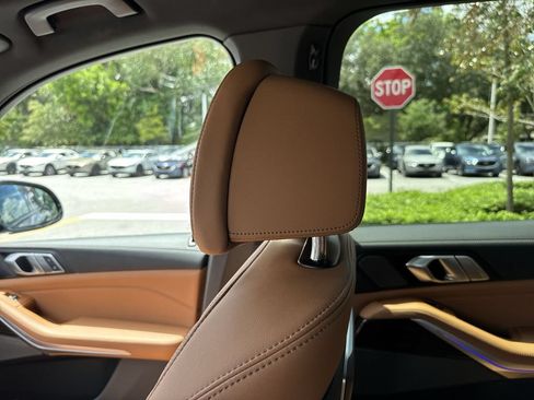 Used 2026 BMW X5 xDrive40i AWD/4WD image 16