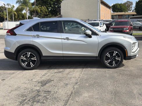 Used 2025 Mitsubishi Eclipse Cross SE image 3