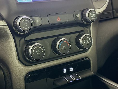 Used 2022 RAM 1500 Big Horn image 22