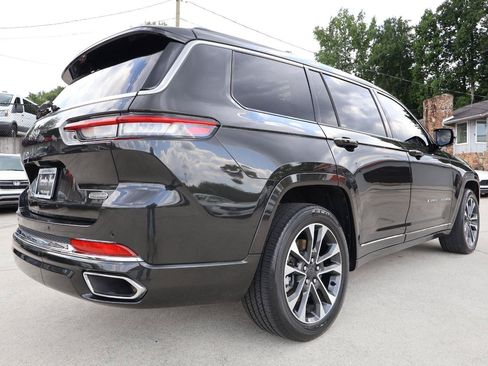 Used 2022 Jeep Grand Cherokee L Overland w/ Luxury Tech Group IV AWD/4WD image 7