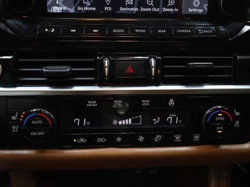Used 2023 Nissan Pathfinder Platinum AWD/4WD image 25