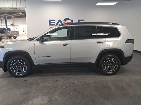 New 2026 Jeep Cherokee Limited image 5