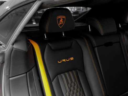 Used 2024 Lamborghini Urus S AWD/4WD image 43