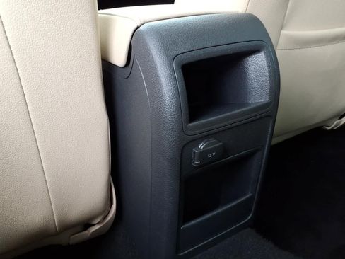 Used 2018 Volkswagen Jetta SE FWD image 11