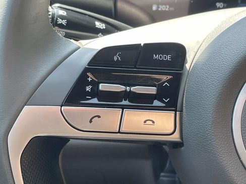 Certified 2023 Hyundai Elantra SEL w/ Convenience Package FWD image 19