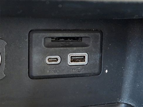 Used 2023 GMC Acadia Denali image 21