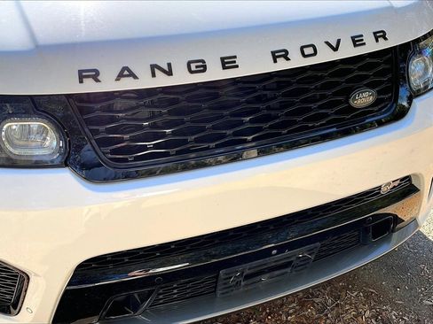 Used 2017 Land Rover Range Rover Sport SVR image 30