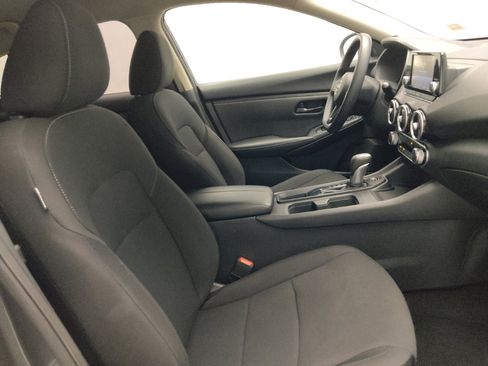 Used 2025 Nissan Sentra S image 21