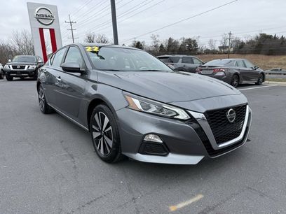 Certified 2022 Nissan Altima 2.5 SV