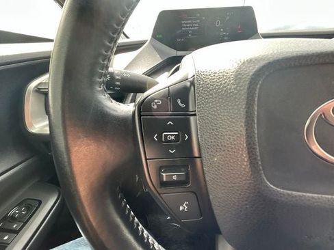 Used 2023 Toyota Prius LE FWD image 20