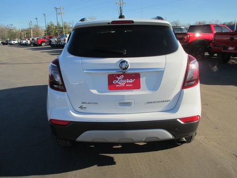 Used 2017 Buick Encore Essence image 5