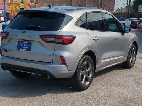 Certified 2024 Ford Escape ST-Line Select AWD/4WD image 4