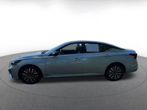 Used 2026 Nissan Altima 2.5 SV FWD image 8