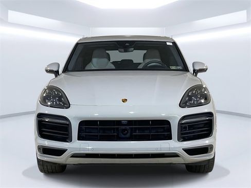 Used 2022 Porsche Cayenne GTS image 10