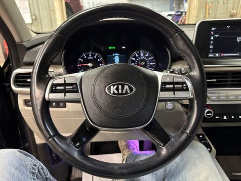 Used 2021 Kia Telluride EX w/ EX Premium Package AWD/4WD image 17