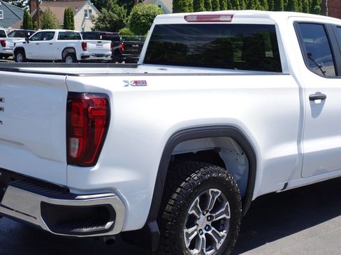 Used 2023 GMC Sierra 1500 Pro w/ Convenience Package AWD/4WD image 12