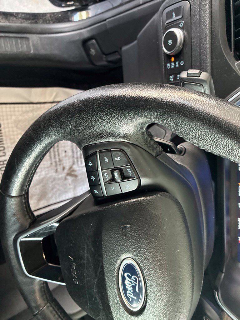 Used 2020 Ford Escape Titanium AWD/4WD image 27