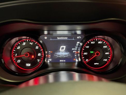 Used 2023 Dodge Charger SXT w/ Blacktop Package image 34