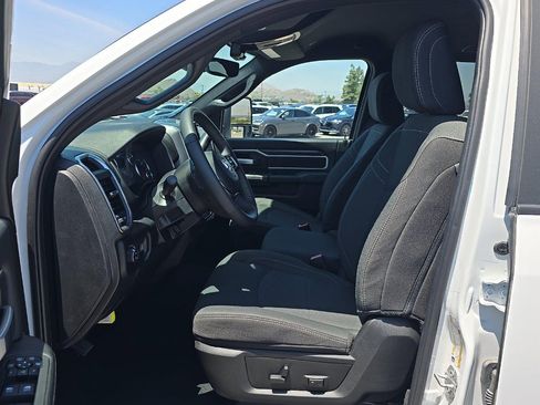 Used 2025 RAM 2500 Big Horn AWD/4WD image 7