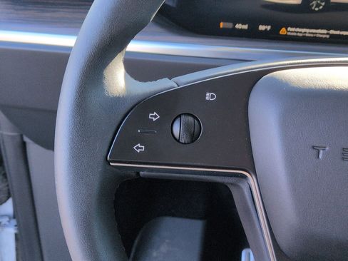 Used 2023 Tesla Model X image 18