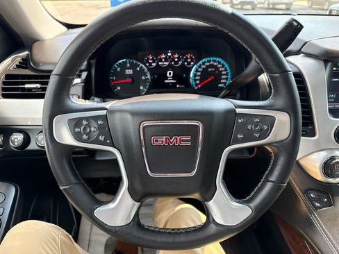 Used 2017 GMC Yukon SLT w/ Premium Edition AWD/4WD image 23