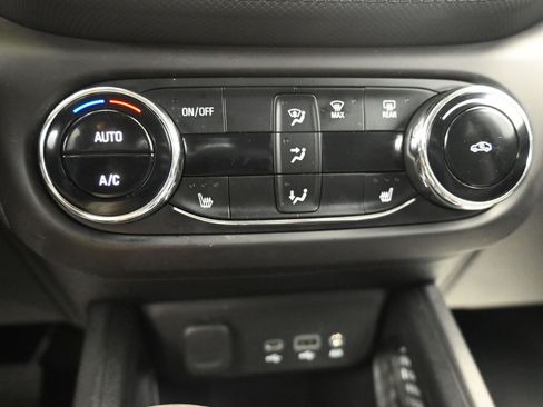 Used 2023 Chevrolet TrailBlazer LT w/ Convenience Package image 22