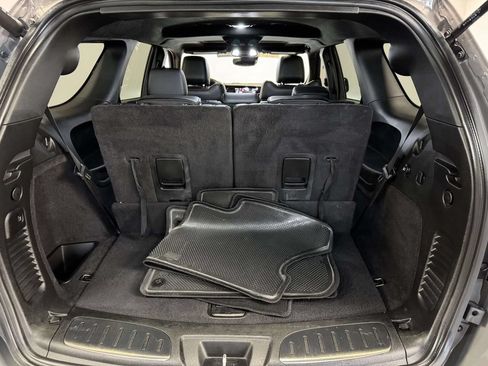 Used 2023 Dodge Durango R/T AWD/4WD image 12