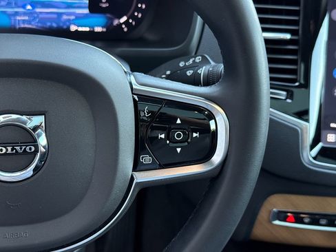 Certified 2023 Volvo XC90 B6 Plus w/ Protection Package Premier AWD/4WD image 13