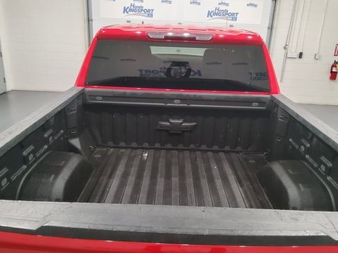 Used 2022 Chevrolet Silverado 1500 RST image 13