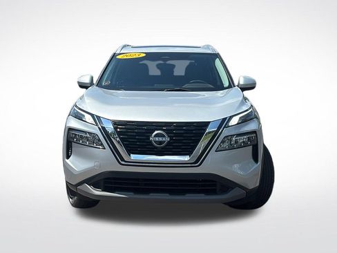 Used 2023 Nissan Rogue SV w/ SV Premium B Package AWD/4WD image 2