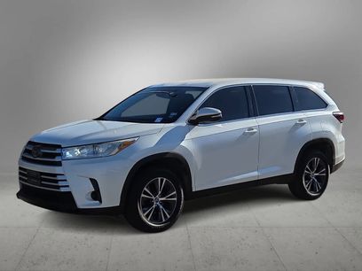 Used 2019 Toyota Highlander LE