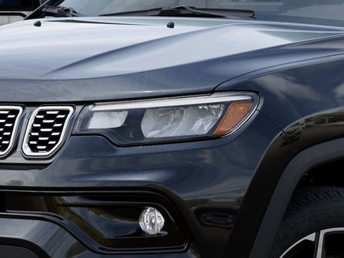 New 2026 Jeep Compass Limited image 10