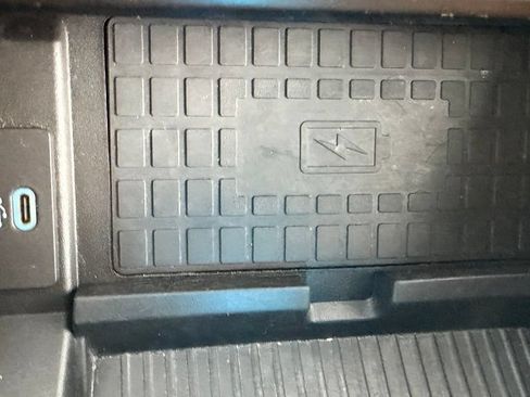 Used 2021 Ford Expedition Max Platinum RWD image 47