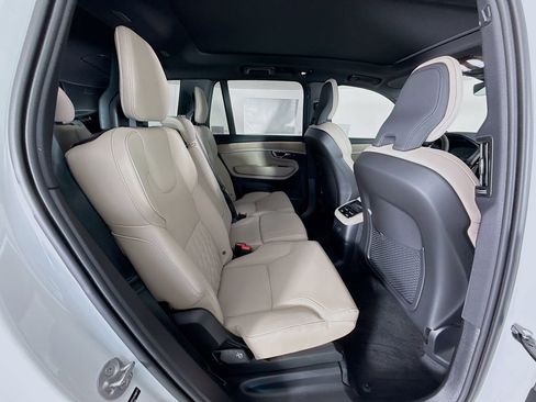 New 2026 Volvo XC90 T8 Plus w/ Protection Package Premier image 29