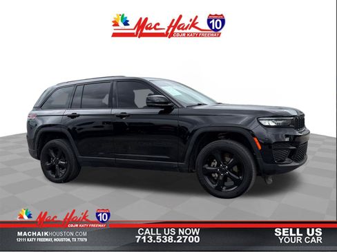 Used 2024 Jeep Grand Cherokee Altitude AWD/4WD image 1