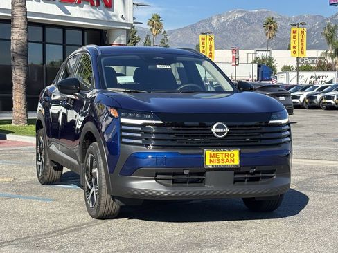 New 2026 Nissan Kicks SV image 6