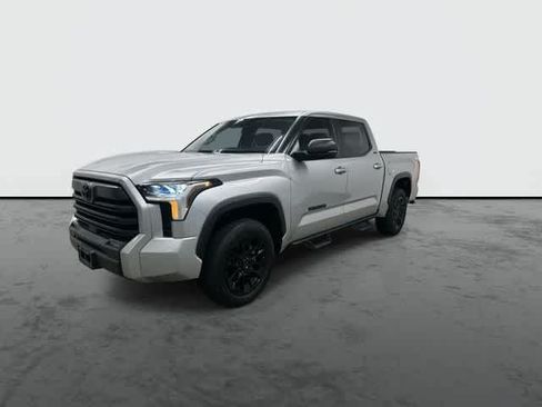 Used 2024 Toyota Tundra SR5 w/ SR5 Premium Package AWD/4WD image 8