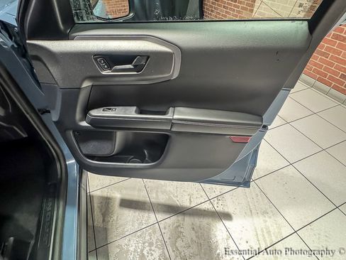 Used 2025 Ford Bronco Sport Outer Banks w/ Outer Banks Tech Package+ image 29