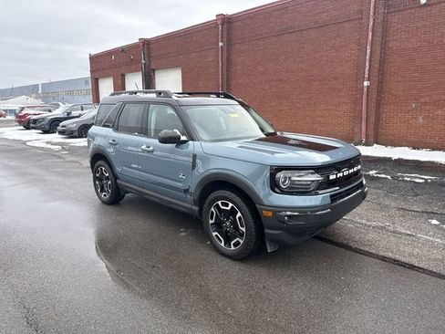 Used 2022 Ford Bronco Sport Outer Banks w/ Tech Package image 11