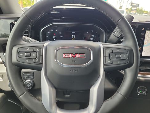 Used 2023 GMC Sierra 1500 Elevation RWD image 18