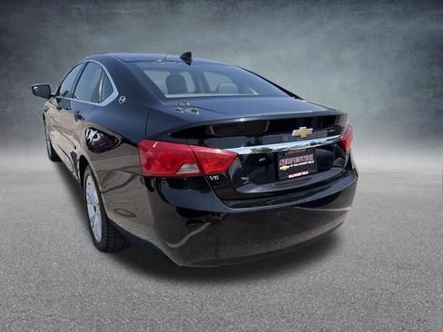 Used 2015 Chevrolet Impala LT w/ Convenience Package FWD image 9