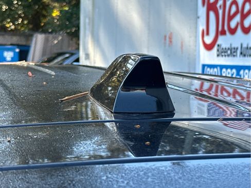 Used 2018 GMC Terrain SLE image 19