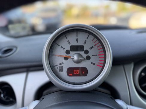 Used 2002 MINI Cooper Hardtop FWD image 10
