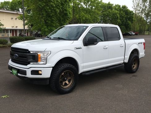 Used 2019 Ford F150 XLT w/ Equipment Group 301A Mid AWD/4WD image 14