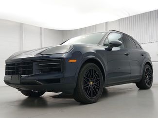 Certified 2024 Porsche Cayenne w/ Premium Package Plus (PFM) AWD/4WD video 1