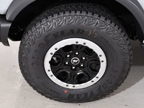 New 2026 Ford Bronco Badlands AWD/4WD image 24